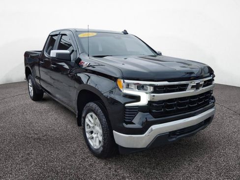 Used 2023 Chevrolet Silverado 1500 LT AWD/4WD image 9