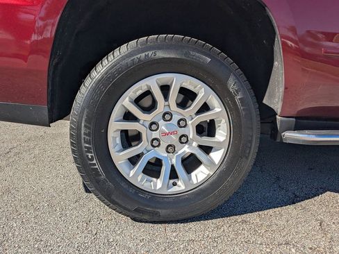 Used 2018 GMC Yukon SLE w/ Convenience Package image 9