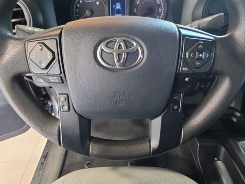Used 2020 Toyota Tacoma SR AWD/4WD image 22