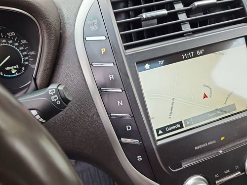 Used 2016 Lincoln MKC Reserve w/ Lincoln MKC Climate Package image 16