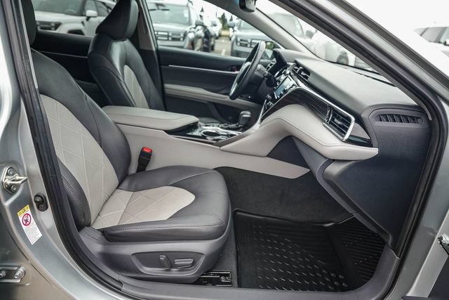 Used 2018 Toyota Camry XLE w/ Protection Package (Q2) FWD image 19
