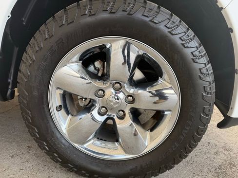 Used 2019 RAM 1500 Express w/ Express Value Package image 12