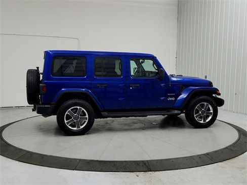 Used 2020 Jeep Wrangler Unlimited Sahara w/ Uconnect 4C Nav & Sound Group image 8