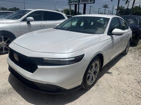 Used 2025 Honda Accord LX image 1