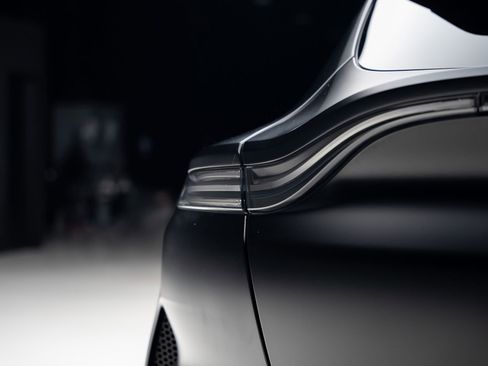 Used 2023 Aston Martin DBX 707 image 27