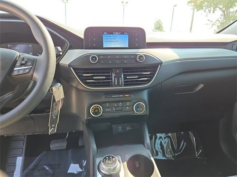 Used 2022 Ford Escape S image 22