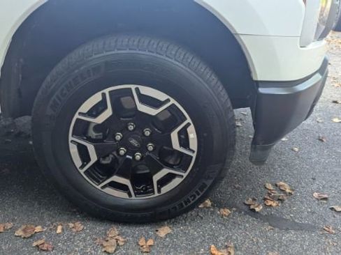 Used 2022 Ford F150 Lightning Pro image 11