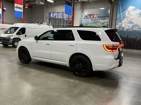 Used 2025 Dodge Durango R/T image 3