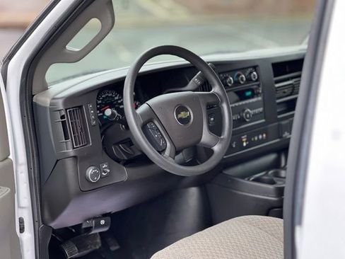 Used 2023 Chevrolet Express 3500 LS RWD image 10
