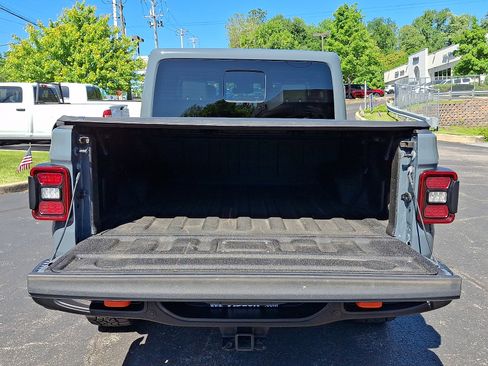 Certified 2024 Jeep Gladiator Mojave AWD/4WD image 29