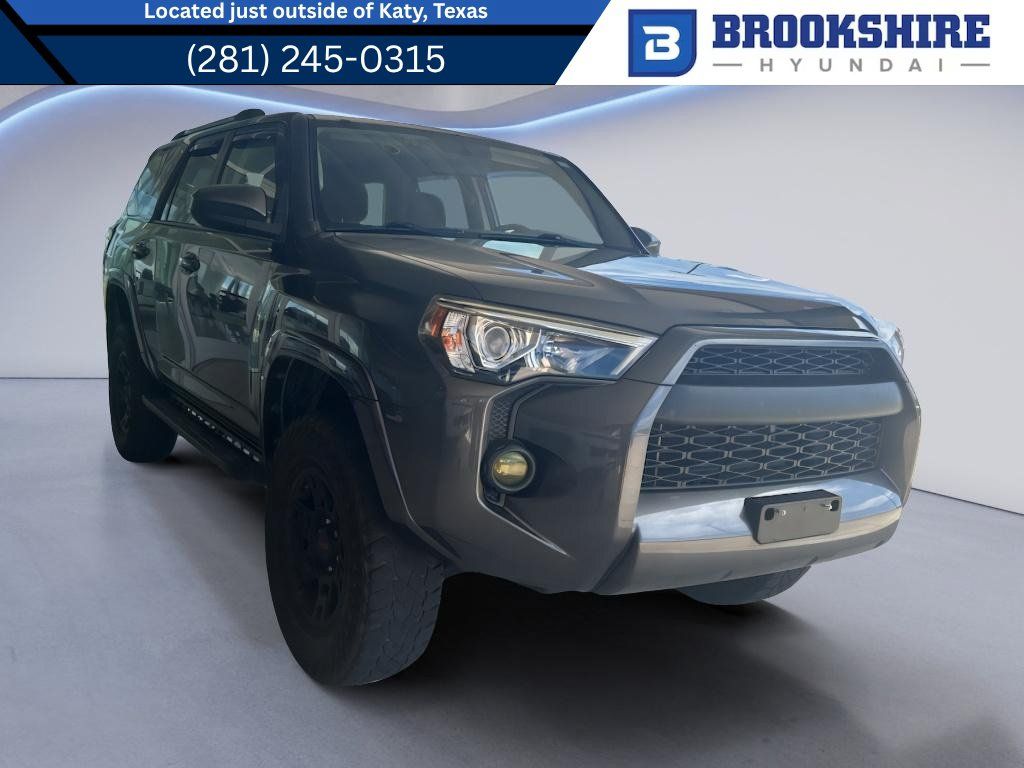 Used 2015 Toyota 4Runner SR5 AWD/4WD image 1
