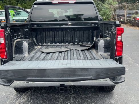 Used 2022 Chevrolet Silverado 1500 LT RWD image 35