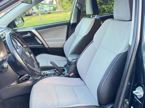Used 2017 Toyota RAV4 XLE FWD image 15