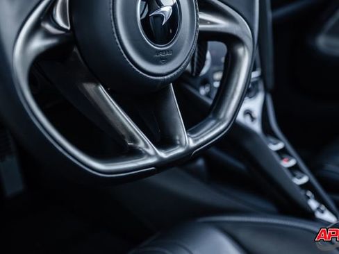 Used 2019 McLaren 720S image 83