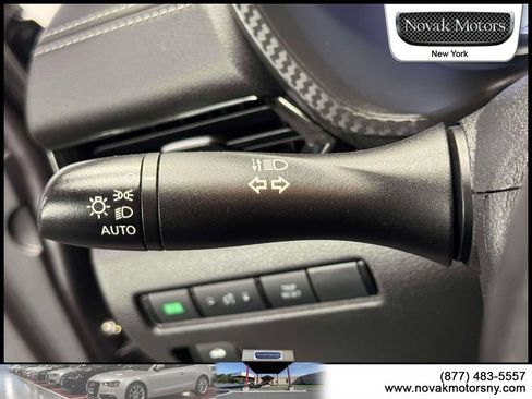 Used 2025 Nissan Sentra SV w/ All-Weather Package FWD image 23