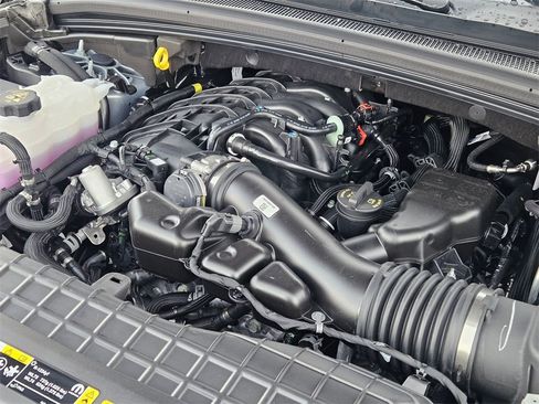 New 2025 Jeep Grand Cherokee L Limited w/ Trailer Tow Package image 41