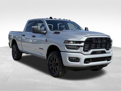 New 2026 RAM 2500 Big Horn AWD/4WD image 7