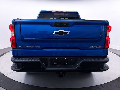 Used 2023 Chevrolet Silverado 1500 ZR2 w/ Technology Package image 19