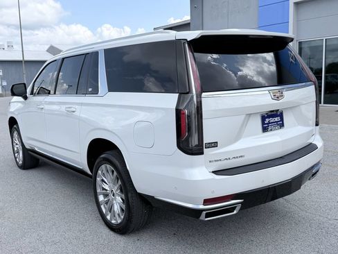 Used 2022 Cadillac Escalade ESV Premium Luxury w/ Performance Package AWD/4WD image 6