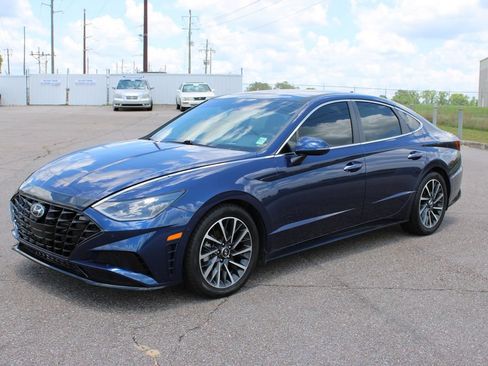 Used 2020 Hyundai Sonata Limited FWD image 2