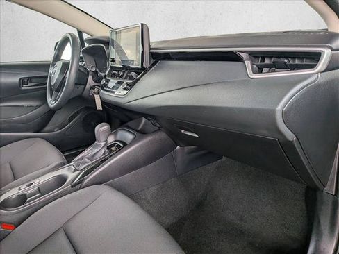 Certified 2025 Toyota Corolla LE FWD image 19