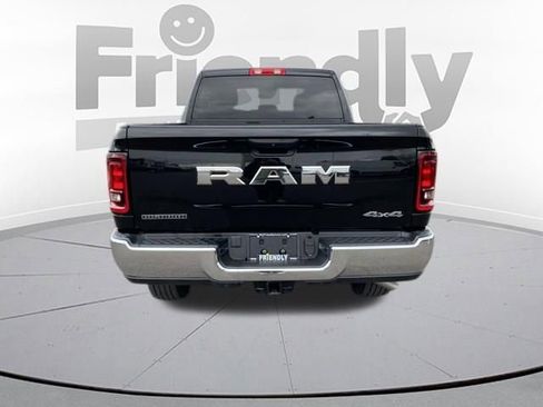 Used 2025 RAM 2500 Big Horn AWD/4WD image 4