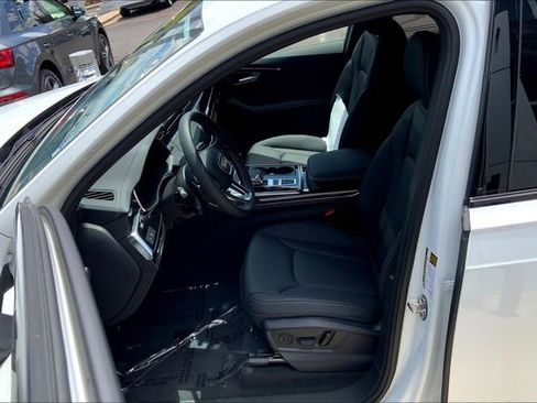 New 2025 Audi Q7 2.0T Premium Plus image 8