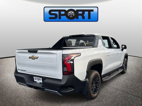 New 2025 Chevrolet Silverado EV LT image 22