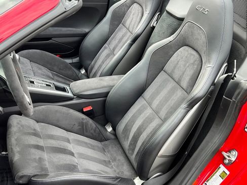 Used 2021 Porsche 718 Boxster GTS image 15