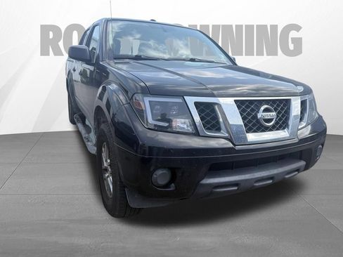 Used 2014 Nissan Frontier SV RWD image 3