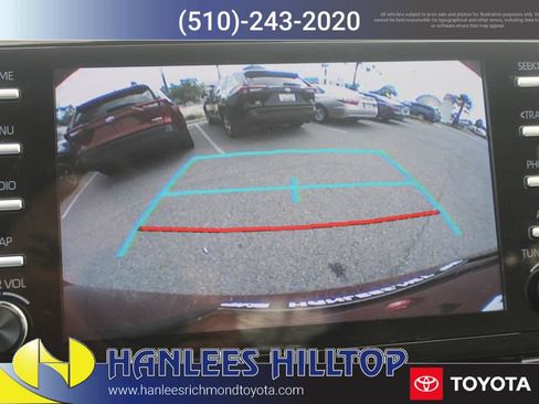 Used 2021 Toyota Sienna LE w/ LE Plus Package FWD image 29