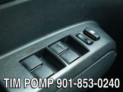 Used 2010 Scion xB FWD image 23