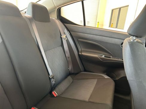 Used 2025 Nissan Versa SV image 32