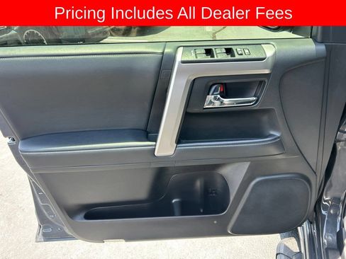 Used 2024 Toyota 4Runner TRD Sport RWD image 3