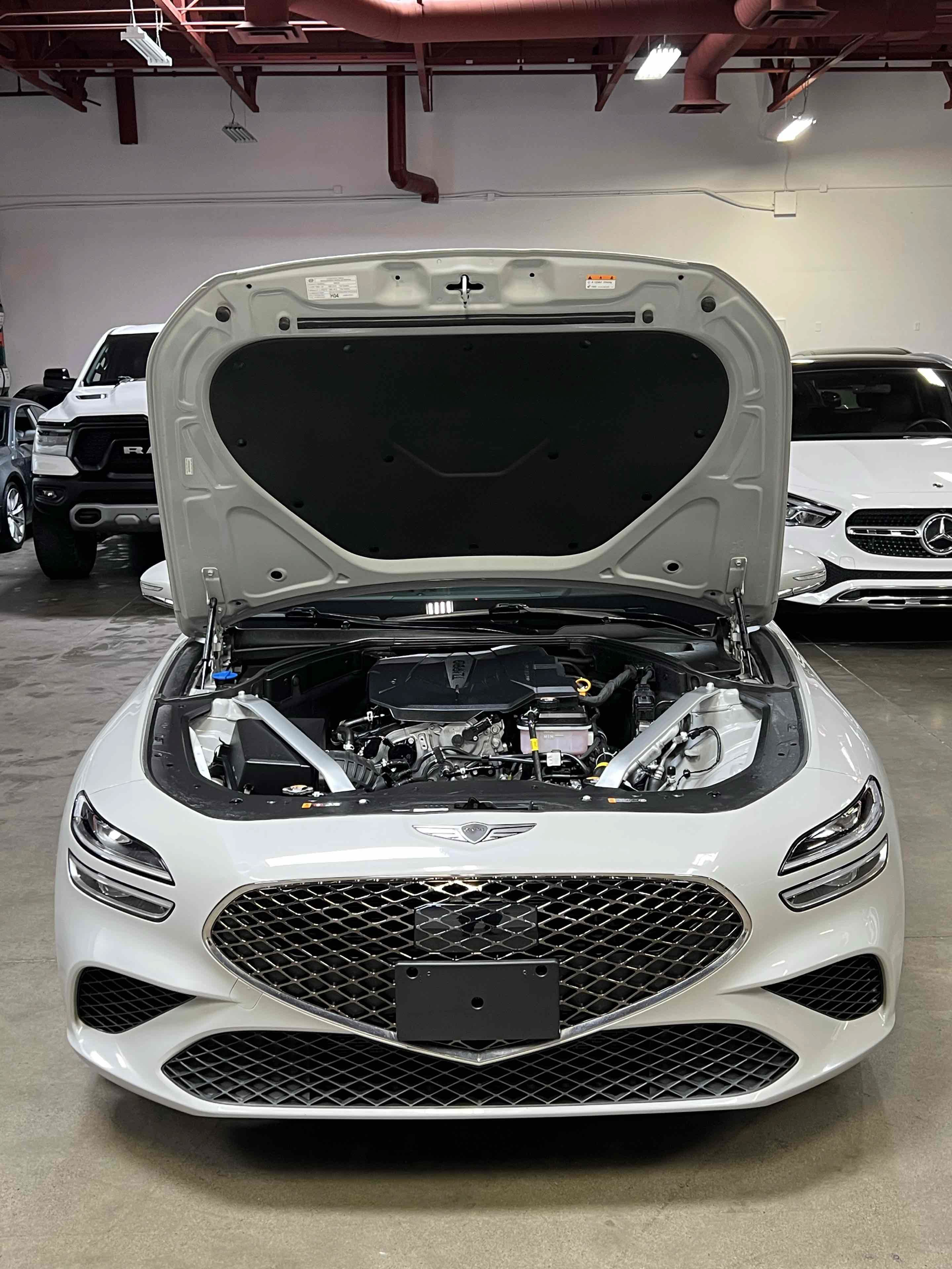 Used 2025 Genesis G70 2.5T RWD image 27