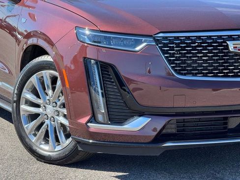 Certified 2023 Cadillac XT6 Premium Luxury w/ Platinum Package image 12