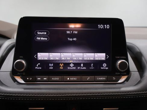 Used 2023 Nissan Rogue SV AWD/4WD image 25