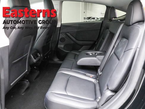 Used 2022 Tesla Model Y Performance image 19