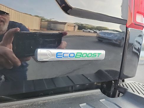 Used 2018 Ford F150 XL w/ Equipment Group 101A Mid AWD/4WD image 7