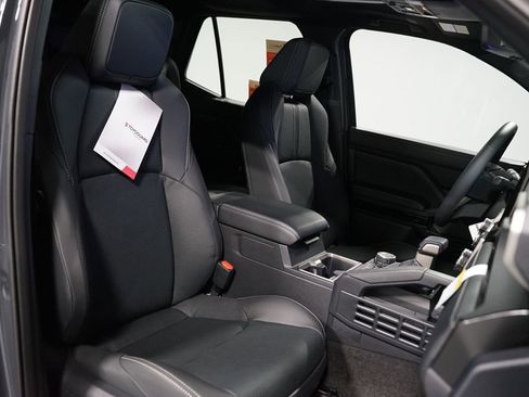 New 2026 Toyota 4Runner Limited image 31