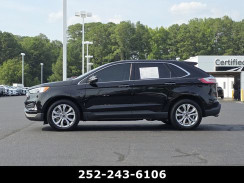 Used 2024 Ford Edge Titanium AWD/4WD image 4