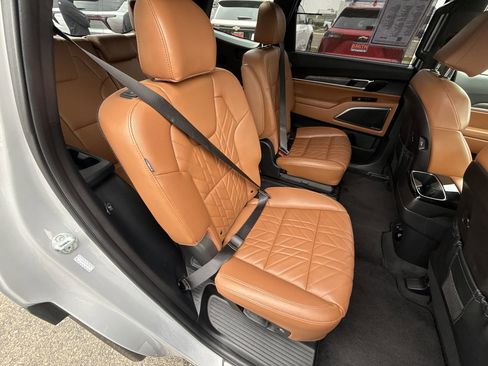 Used 2024 Kia Telluride SX Prestige X-Line image 27