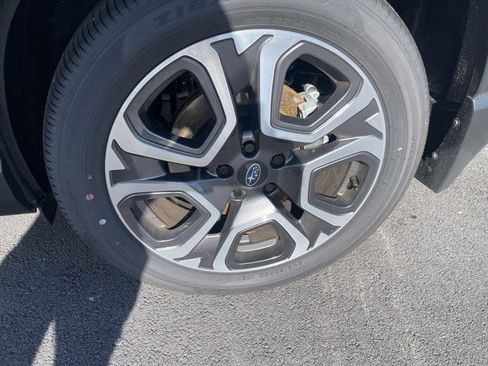 New 2025 Subaru Ascent Limited image 10