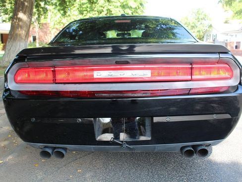 Used 2013 Dodge Challenger R/T Plus RWD image 5