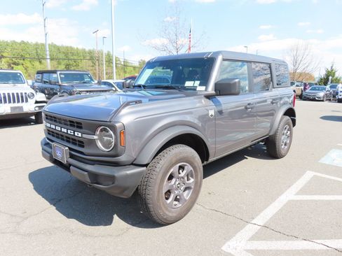 Used 2025 Ford Bronco Big Bend image 3