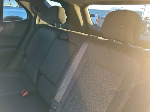 Used 2022 Chevrolet Equinox LT image 19