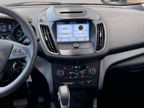Used 2018 Ford Escape SE w/ SE Sync 3 Package FWD image 6