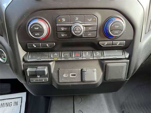 Certified 2022 Chevrolet Silverado 1500 LT image 23