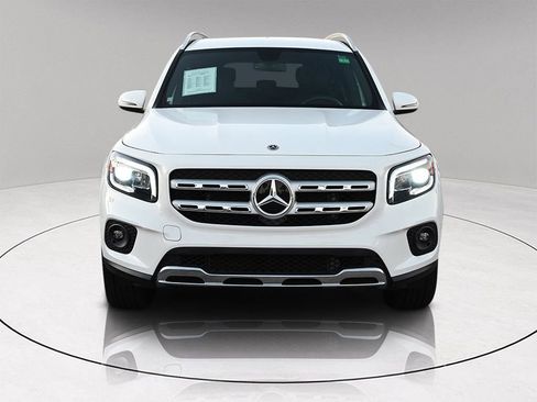 Certified 2022 Mercedes-Benz GLB 250 image 2