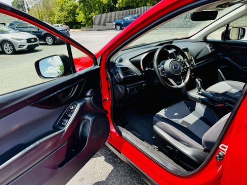 Used 2020 Subaru Crosstrek 2.0i Premium w/ Moonroof Package 2 image 9